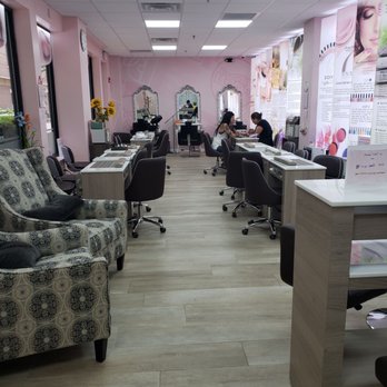 Refresh Nail N Spa - Nail Salons Near Me - Morristown, New Jersey