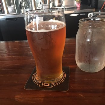 Batch Brewing Company - Empire Pale great for lunch - New American Near Me - Detroit, Michigan Batch Brewing Company - Empire Pale great for lunch - New American Near Me - Detroit, Michigan