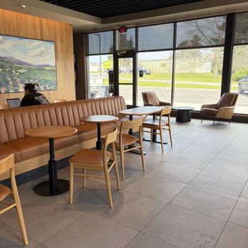 Starbucks - Coffee & Tea Near Me - DuBois, Pennsylvania Starbucks - Coffee & Tea Near Me - DuBois, Pennsylvania