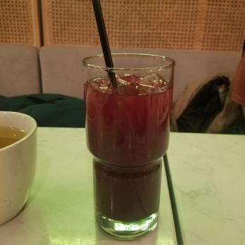 Ginger and Lemongrass - Pitaya lychee refresher - Vietnamese Near Me - Whitestone, New York Ginger and Lemongrass - Pitaya lychee refresher - Vietnamese Near Me - Whitestone, New York