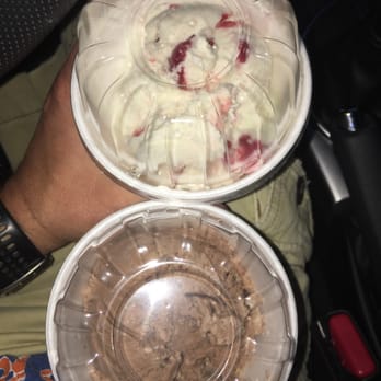 Roxberry Creamery - Ice Cream & Frozen Yogurt Near Me - Johnstown, Pennsylvania