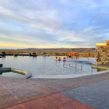 Crane Hot Springs - Hot springs pool - Resorts Near Me - Burns, Oregon