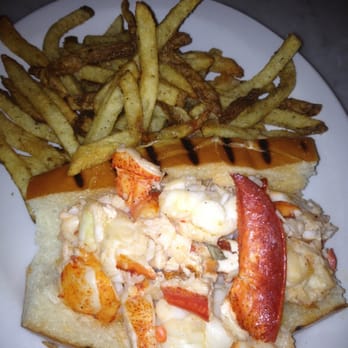 Neptune Oyster - Lobster Roll!!! - Seafood Near Me - Boston, Massachusetts Neptune Oyster - Lobster Roll!!! - Seafood Near Me - Boston, Massachusetts