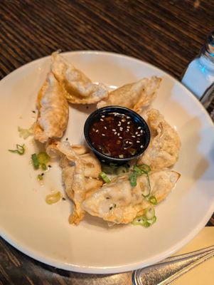 The LOCAL Kitchen & Drinks Waltham by null