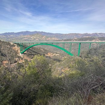 Cold Spring Canyon Arch Bridge - Zoomed out of canyon - Historical Tours Near Me - Santa Barbara, California Cold Spring Canyon Arch Bridge - Zoomed out of canyon - Historical Tours Near Me - Santa Barbara, California