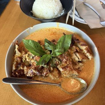 Kin Len Thai Night Bites - Battered Chicken Red Curry - Thai Near Me - Seattle, Washington Kin Len Thai Night Bites - Battered Chicken Red Curry - Thai Near Me - Seattle, Washington
