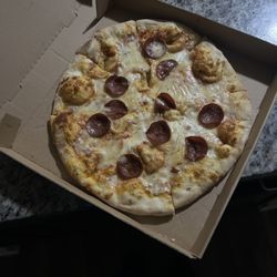 Pepperoni pizza medium