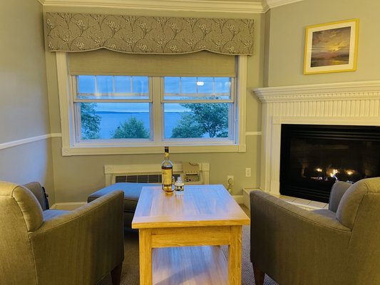 The Inn at Ocean's Edge by null