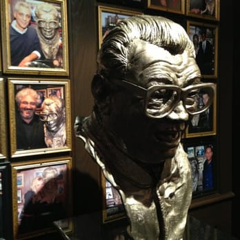 Harry Caray's - Sports Bars Near Me - Chicago, Illinois Harry Caray's - Sports Bars Near Me - Chicago, Illinois