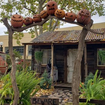 Alameda County Fair - Cute displays - Festivals Near Me - Pleasanton, California