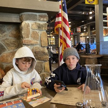 Cracker Barrel - Southern Near Me - Victorville, California Cracker Barrel - Southern Near Me - Victorville, California