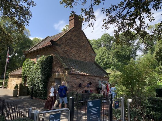 Fitzroy Gardens by null