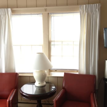 Dyer's Beach House - Hotels Near Me - Provincetown, Massachusetts Dyer's Beach House - Hotels Near Me - Provincetown, Massachusetts