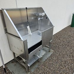 Pala Casino RV Resort - Dog Wash in Dog Park