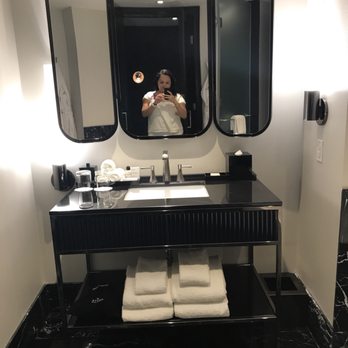 Bisha Hotel - Hotels Near Me - Toronto, Ontario Bisha Hotel - Hotels Near Me - Toronto, Ontario