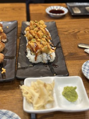 Huntington Ramen & Sushi by null