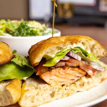 520 Bar & Grill - Bars Near Me - Bellevue, Washington 520 Bar & Grill - Bars Near Me - Bellevue, Washington