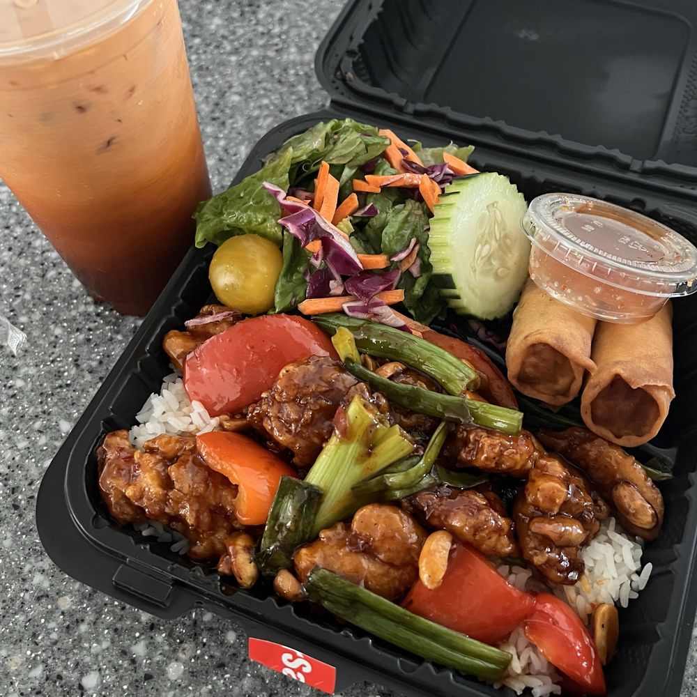 R11. Kung Pao lunch special and a Thai Tea R11. Kung Pao lunch special and a Thai Tea
