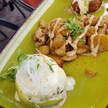 Descanso - Crab Cakes Benedict best ever for brunch - Mexican Near Me - Costa Mesa, California