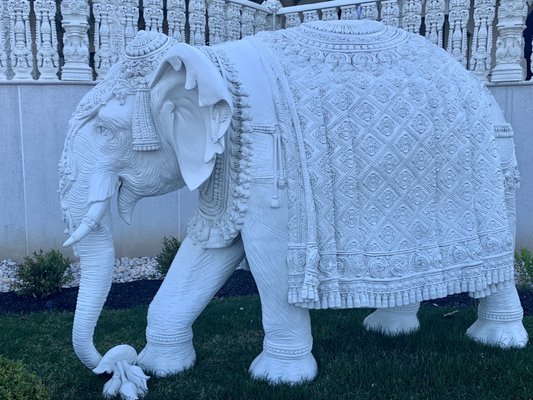 BAPS Shri Swaminarayan Mandir, Edison by null