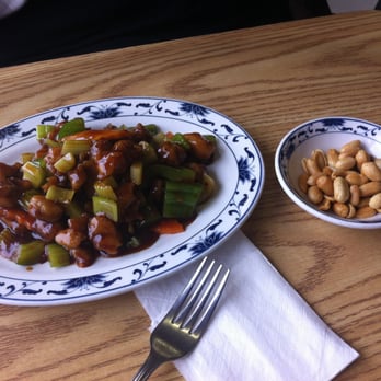 Joy's Mongolian Grill - kung pao chicken w/ peanuts on the side - Dim Sum Near Me - Ames, Iowa Joy's Mongolian Grill - kung pao chicken w/ peanuts on the side - Dim Sum Near Me - Ames, Iowa