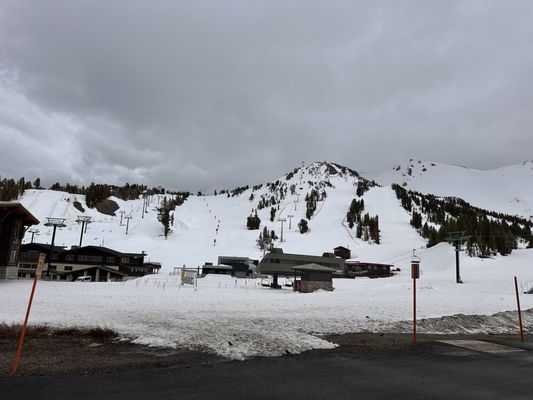 Mammoth Mountain Ski Area by null