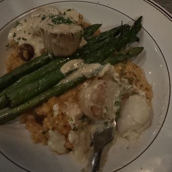 Char Restaurant - SCALLOPS - roasted red bell pepper risotto | asparagus | thyme roasted grapes | caramelized leek creme - Seafood Near Me - Memphis, Tennessee
