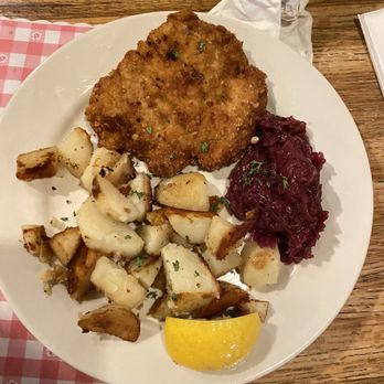 Laschet's Inn - Chicken schnitzel - German Near Me - Chicago, Illinois