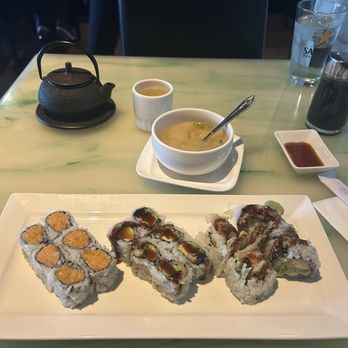 Oishii Bistro - Meal - Sushi Bars Near Me - Mount Kisco, New York Oishii Bistro - Meal - Sushi Bars Near Me - Mount Kisco, New York