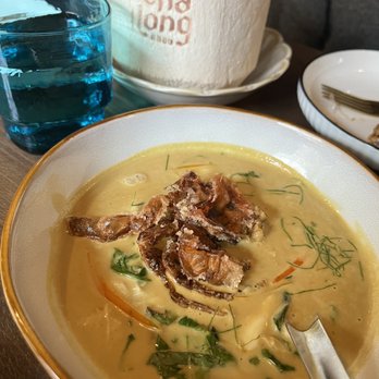 Chalong - Thai Near Me - New York, New York