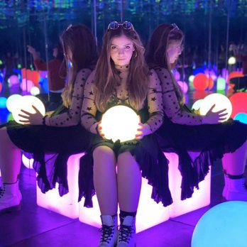 Denver Selfie Museum - Art Museums Near Me - Denver, Colorado