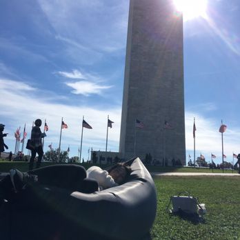 Washington Monument - Perfect place to chill on a perfect day - Landmarks & Historical Buildings Near Me - Washington, DC, District of Columbia Washington Monument - Perfect place to chill on a perfect day - Landmarks & Historical Buildings Near Me - Washington, DC, District of Columbia