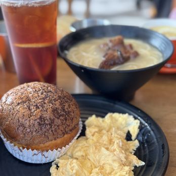 Ho Yuen Cafe - Chocolate pineapple bun with scrambled eggs - Chinese Near Me - Vancouver, British Columbia