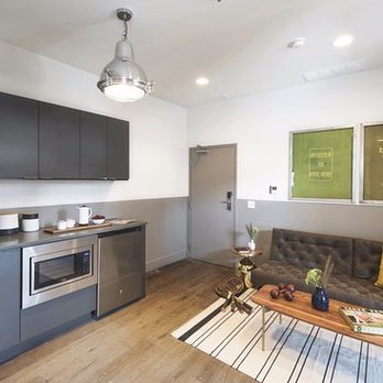 FieldHouse Jones - Hotels Near Me - Chicago, Illinois
