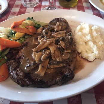 Caffe Giostra - Italian Near Me - Petaluma, California