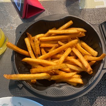 Pizza Hut - Fries are toast... overcooked - Pizza Near Me - Calgary, Alberta Pizza Hut - Fries are toast... overcooked - Pizza Near Me - Calgary, Alberta