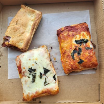 Pasquale's Neighborhood Pizzeria by null