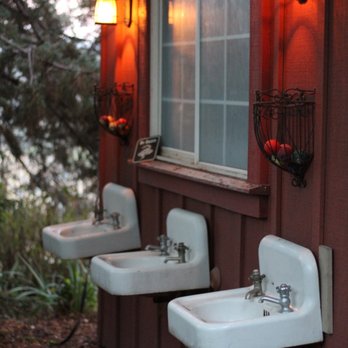 Eden Vale Inn - Bed & Breakfast Near Me - Placerville, California