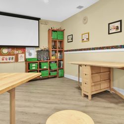 Bright & Smart - Main classroom