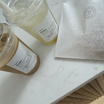 Galvin Coffee + Bakery - Dulche de leche iced latte - Bakeries Near Me - Santa Monica, California Galvin Coffee + Bakery - Dulche de leche iced latte - Bakeries Near Me - Santa Monica, California
