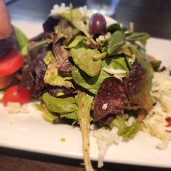 Sazon Peruvian Cuisine & Deli - The salad that came with the quinoa burger