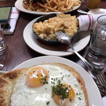 The Smith - Prime burger, Mac and cheese, breakfast pot pie! - New American Near Me - New York, New York
