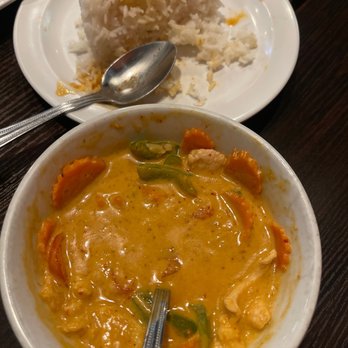 R Thai Cuisine - Thai Near Me - Redlands, California R Thai Cuisine - Thai Near Me - Redlands, California