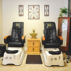 Shear Therapy Salon - Pedicure Spas