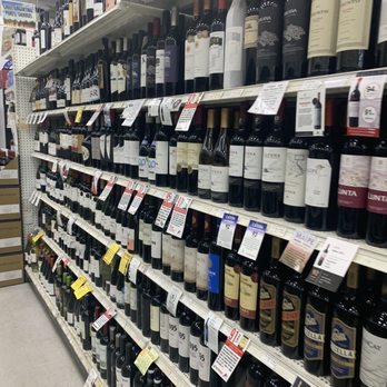 Glendale Liquors - rows of bottles of wine on shelves - Beer, Wine & Spirits Near Me - Kendall Park, New Jersey