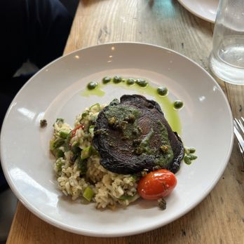 Blackwall Hitch - Portobello mushroom - New American Near Me - Baltimore, Maryland