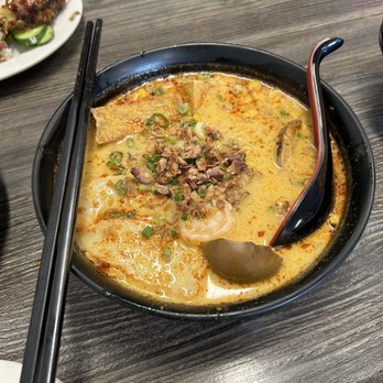 Borneo Eatery - Singapore laksa - Indonesian Near Me - Alhambra, California
