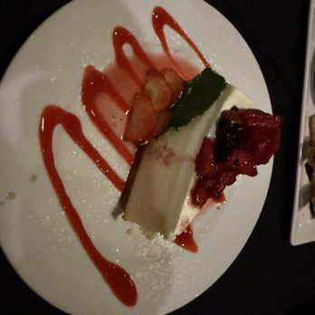 Hearsay Arlington - Cheesecake - good - Lounges Near Me - Arlington, Texas Hearsay Arlington - Cheesecake - good - Lounges Near Me - Arlington, Texas