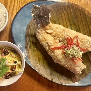 Amata Modern Thai - Whole Branzino with Fish Sauce in Green Mango Salad (crispy) - Thai Near Me - Las Vegas, Nevada