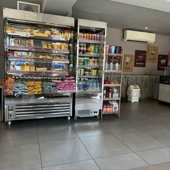 Costa Coffee - Cooler case - Coffee & Tea Near Me - London, XGL Costa Coffee - Cooler case - Coffee & Tea Near Me - London, XGL